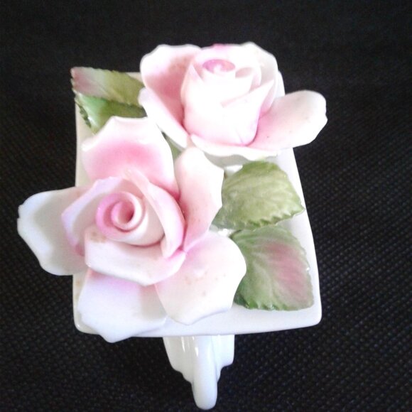 English Fine bone china - the princess collection- handmade- England - Picture 2 of 5